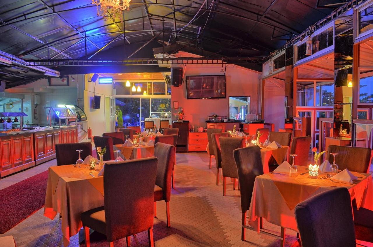 Clarence House Nairobi Apartman Kültér fotó
