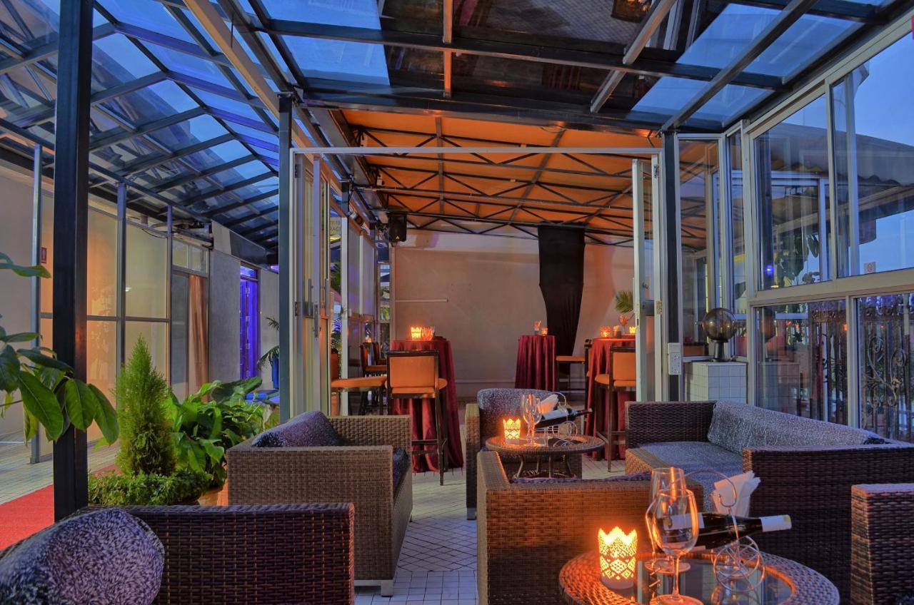 Clarence House Nairobi Apartman Kültér fotó